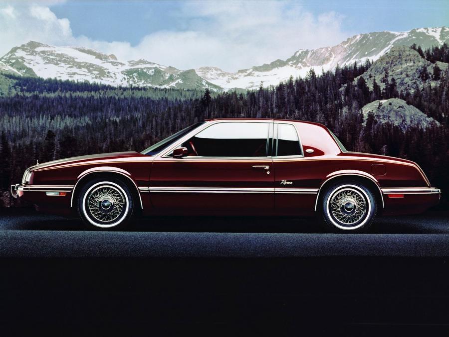  Buick Riviera 1986 года  (фото 2 из 14)